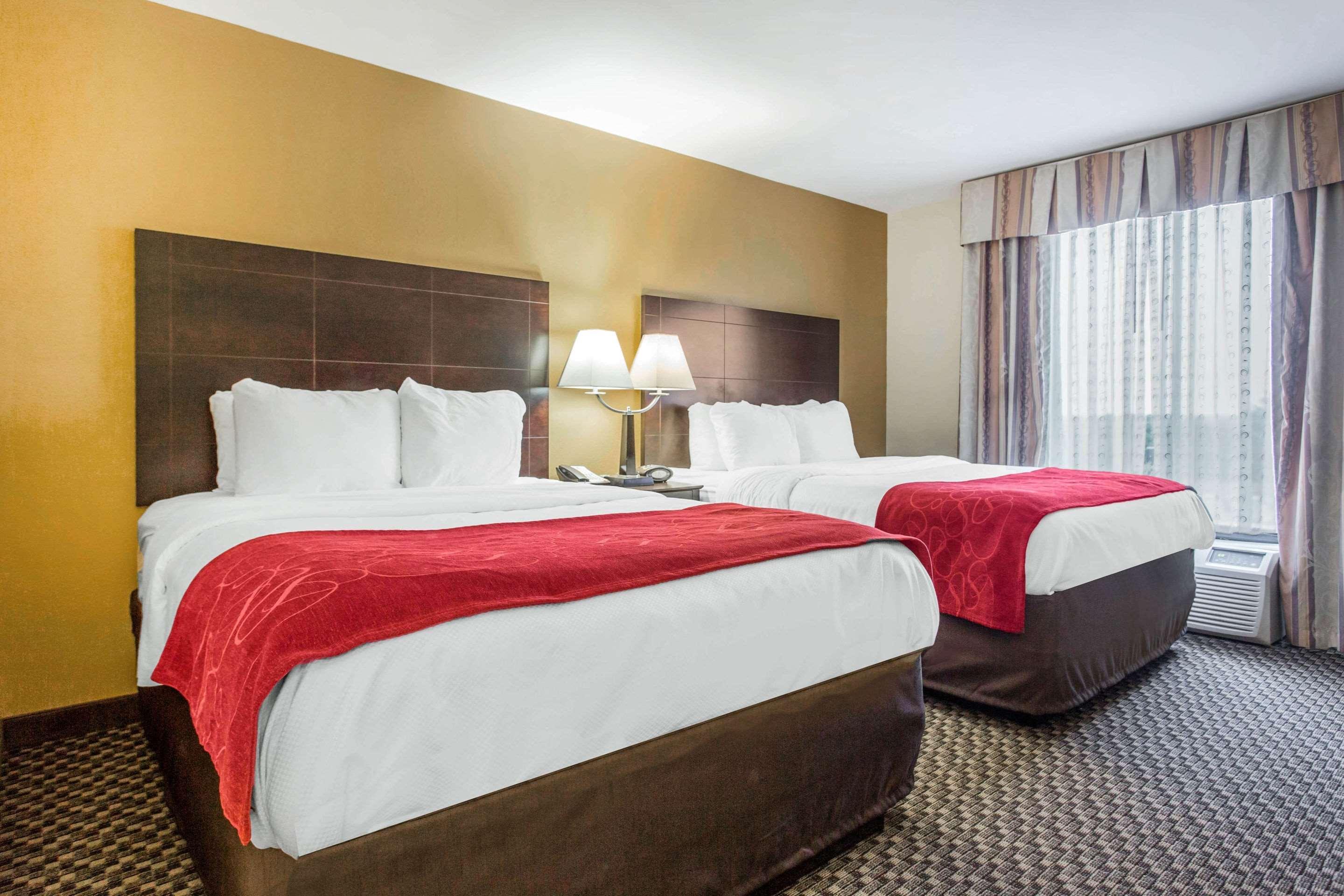 Comfort Suites Clinton Near Presbyterian College מראה חיצוני תמונה
